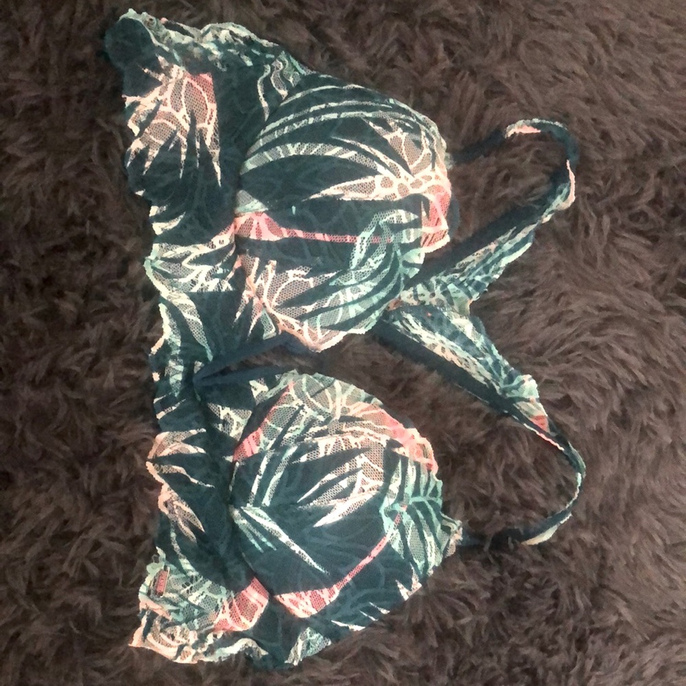 VS push up sports bra